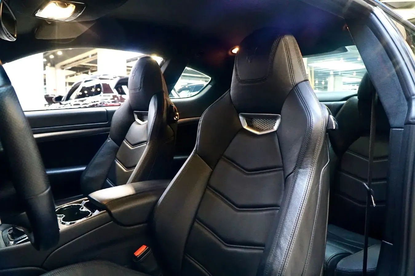 2013 Maserati GranTurismo 4.7L 460HP V8 6AT,autocango,china used car exporter,china ev exporter,chinese used car exporter,chinese used ev exporter