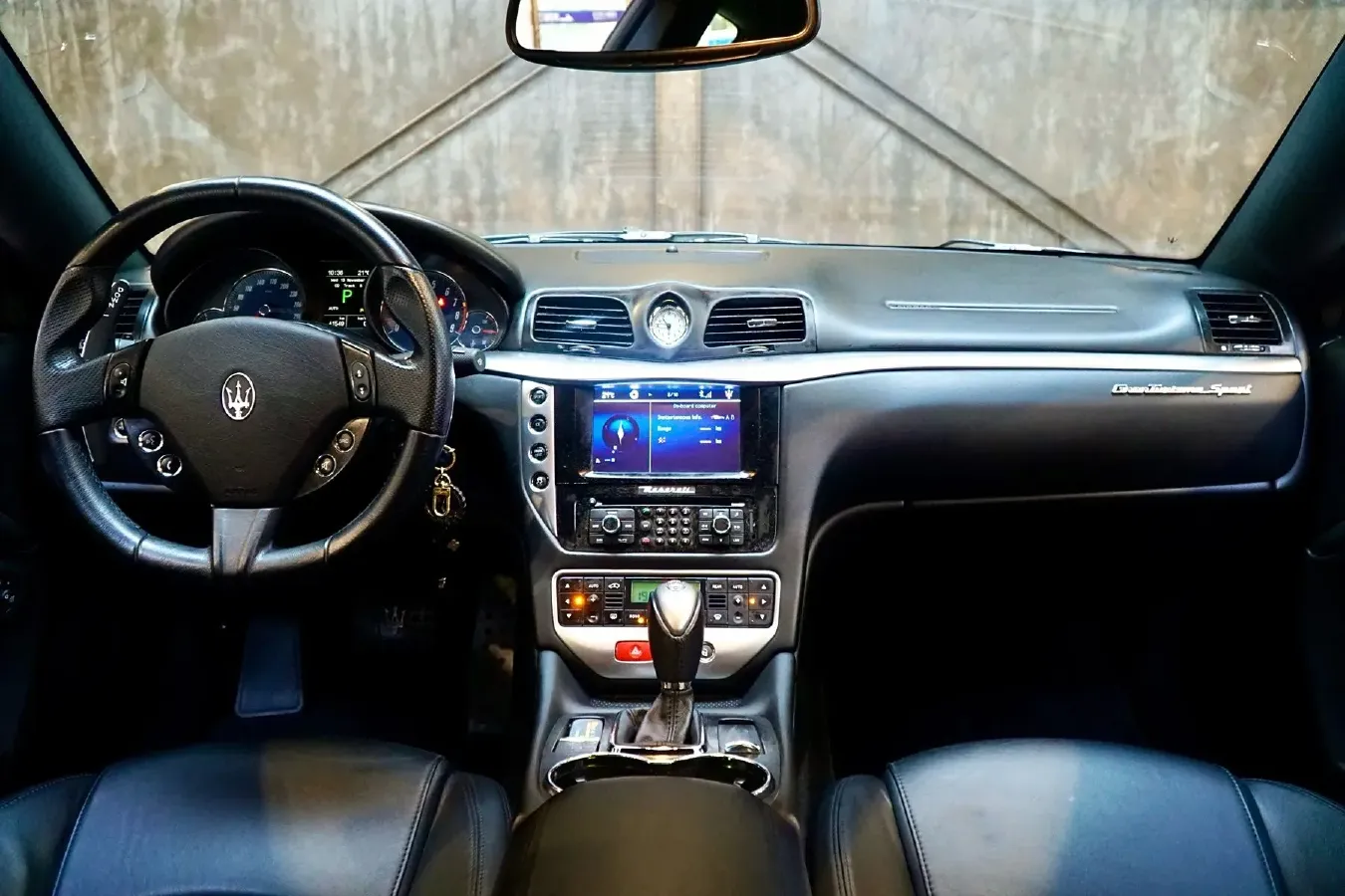 2013 Maserati GranTurismo 4.7L 460HP V8 6AT,autocango,china used car exporter,china ev exporter,chinese used car exporter,chinese used ev exporter