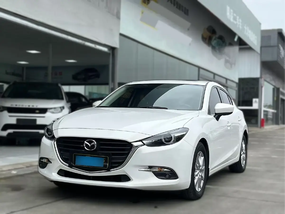 2017 Mazda 3 Axela 1.5L 117HP L4 6AT