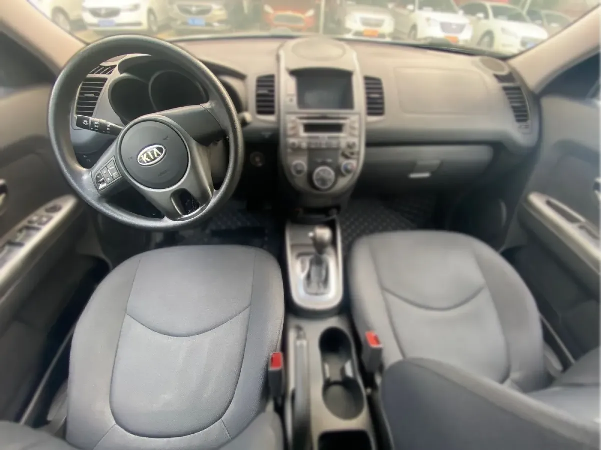 2013 Kia Soul 1.6L 123HP L4 4AT,autocango,china used car exporter,china ev exporter,chinese used car exporter,chinese used ev exporter