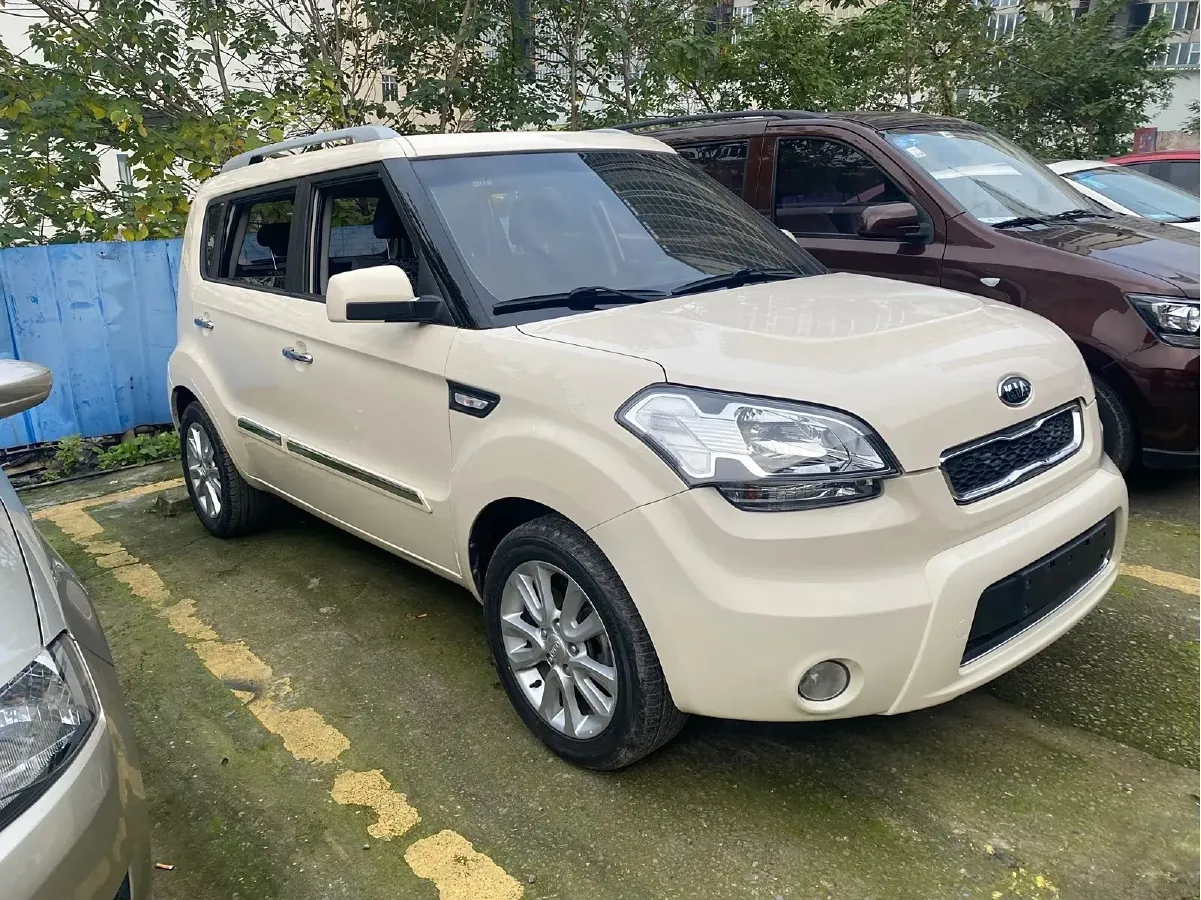 2013 Kia Soul 1.6L 123HP L4 4AT,autocango,china used car exporter,china ev exporter,chinese used car exporter,chinese used ev exporter