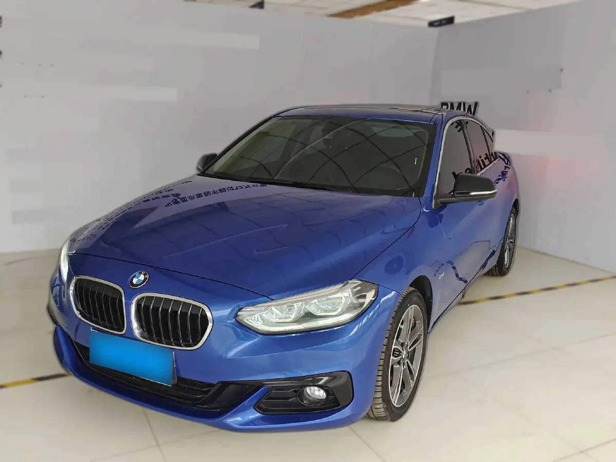 2017 BMW 1 Series 1.5T 136HP L3 6AT