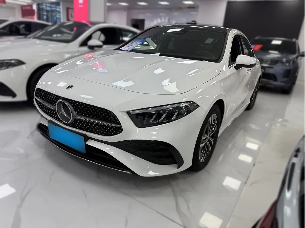 2023 Mercedes-Benz A Class 1.3T 163HP L4 7DCT