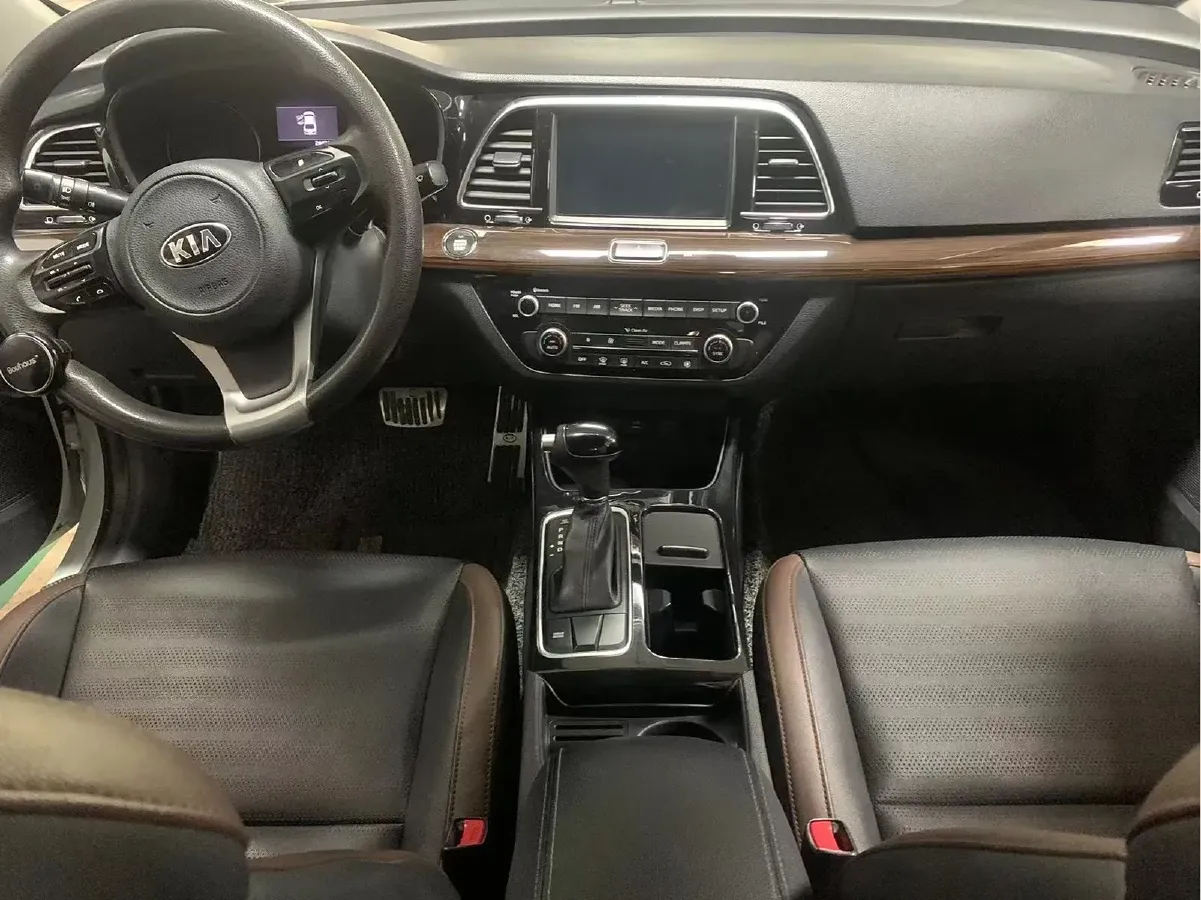 2017 Kia Cachet 1.8L 143HP L4 6AT,autocango,china used car exporter,china ev exporter,chinese used car exporter,chinese used ev exporter