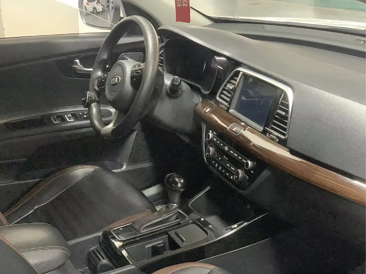 2017 Kia Cachet 1.8L 143HP L4 6AT,autocango,china used car exporter,china ev exporter,chinese used car exporter,chinese used ev exporter