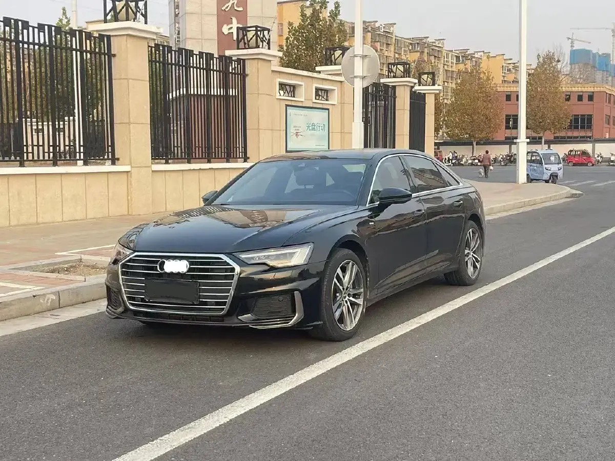 2020 Audi A6L 2.0T 190HP L4 7DCT