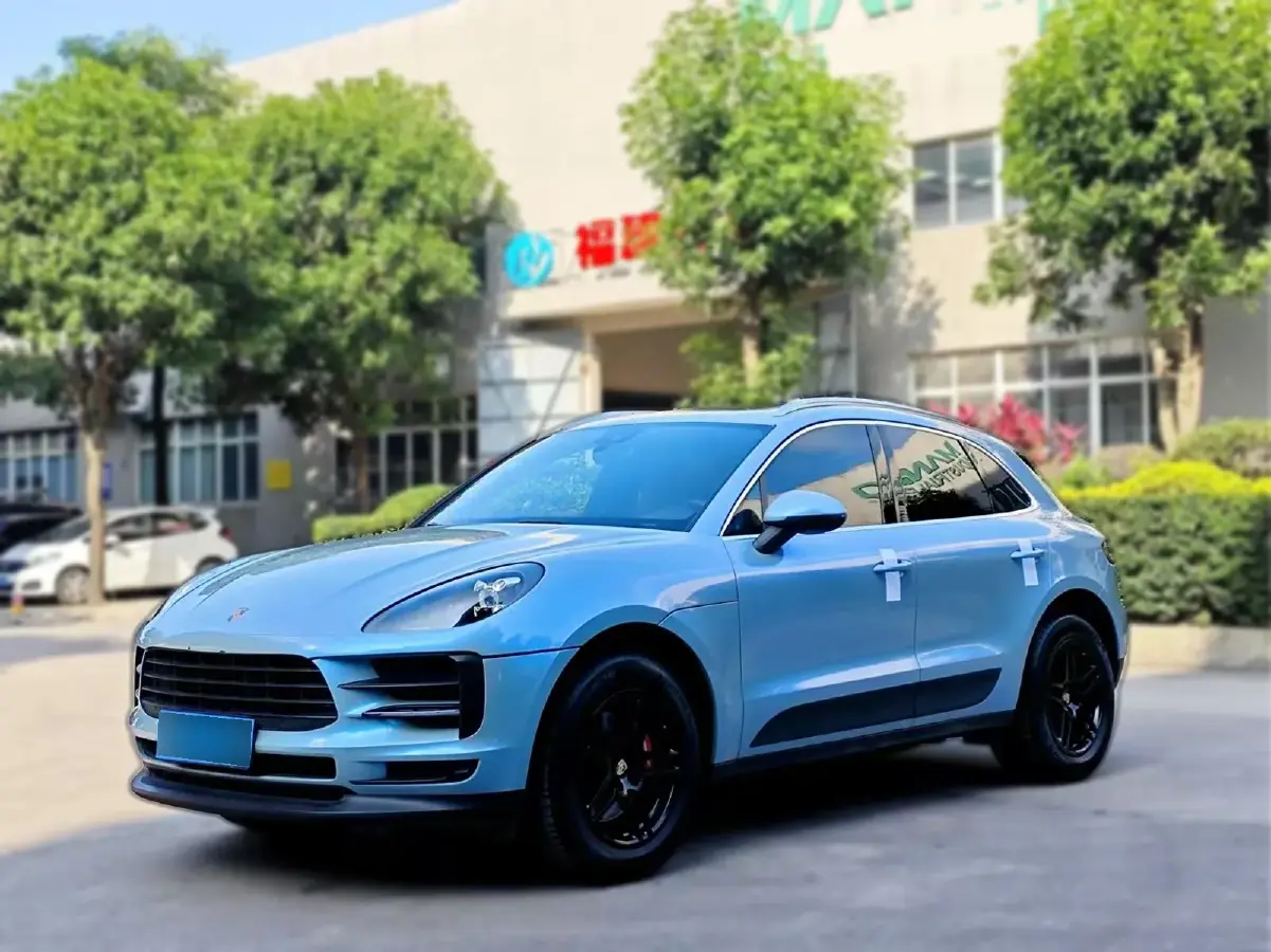 2018 Porsche Macan 2.0T 252HP L4 7DCT