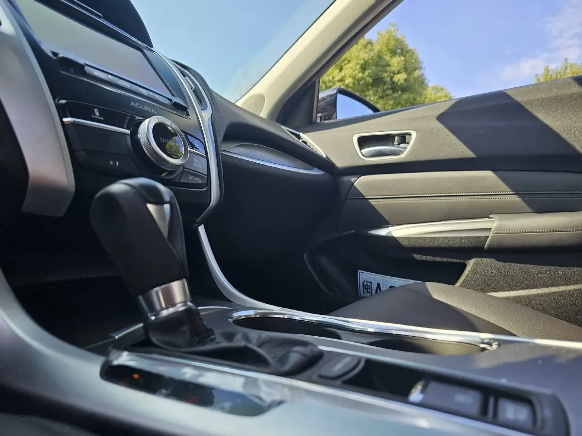 2018 Acura TLX-L 2.4L 208HP L4 8DCT,autocango,china used car exporter,china ev exporter,chinese used car exporter,chinese used ev exporter