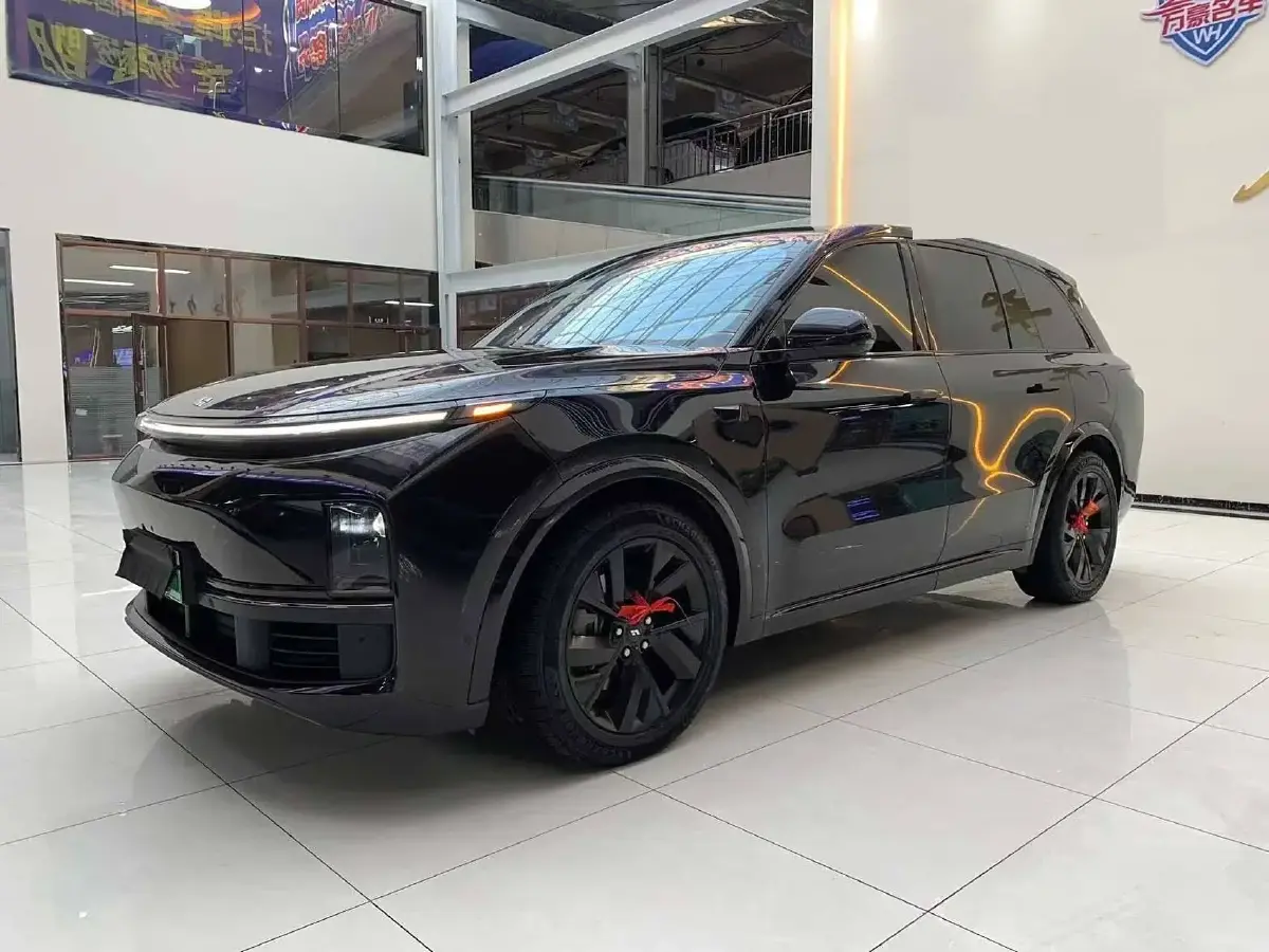 2023 Li L8 Range Extended 154HP REEV 40.9KWH