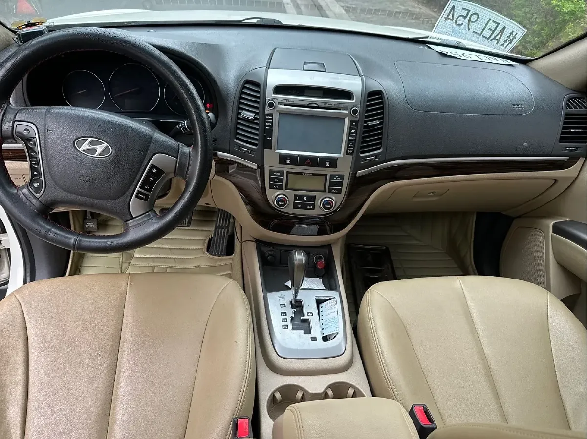 2012 Hyundai Santafe Classic 2.4L 174HP L4 6AT,autocango,china used car exporter,china ev exporter,chinese used car exporter,chinese used ev exporter