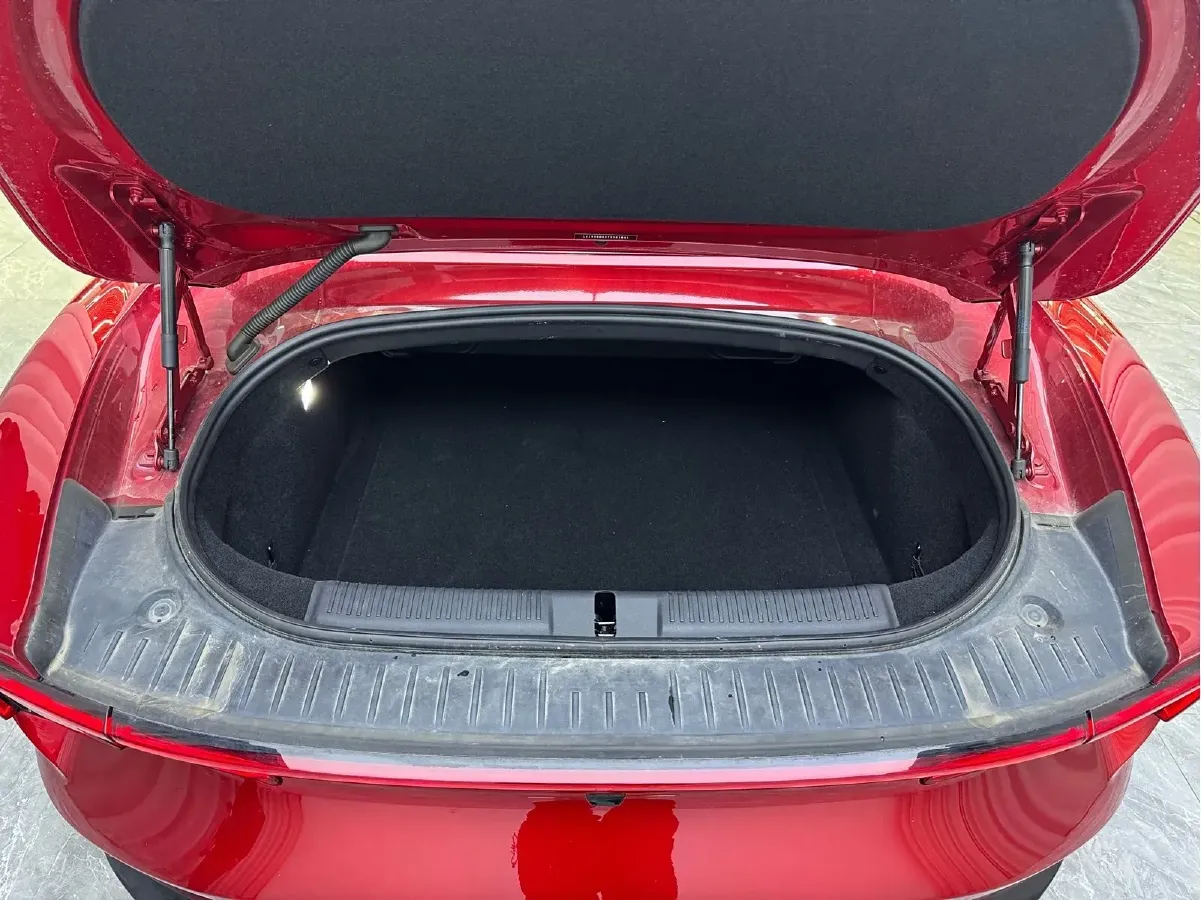 2024 MG Cyberster BEV 64KWH,autocango,china used car exporter,china ev exporter,chinese used car exporter,chinese used ev exporter