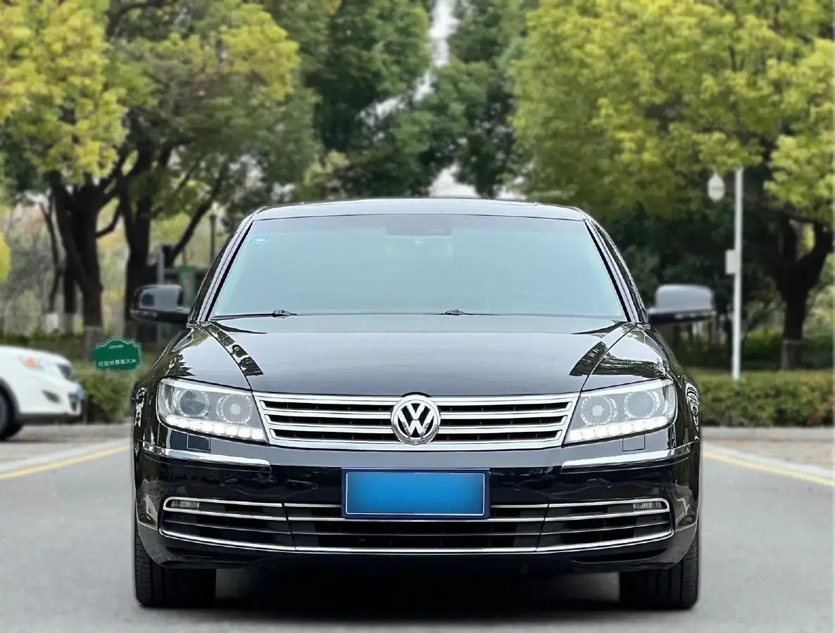 2014 Volkswagen Pheaton 3.0L 250HP V6 6AT