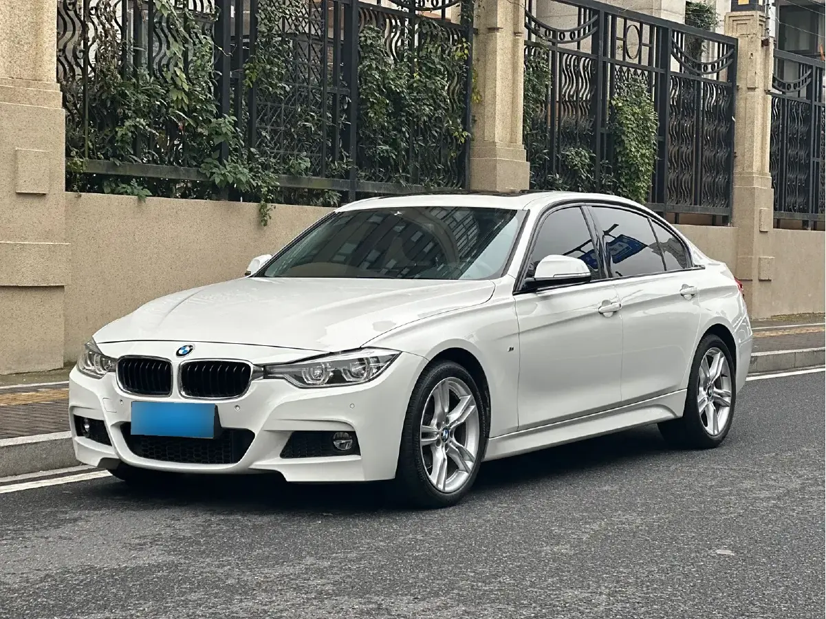 2018 BMW 3 Series 2.0T 184HP L4 8AT