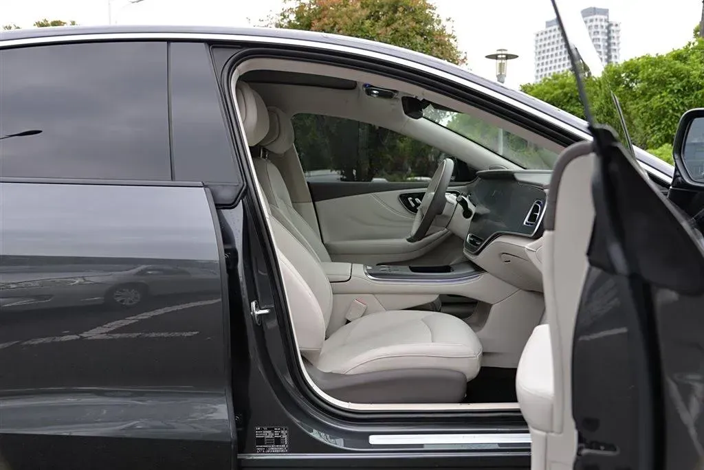 2023 Rising Auto F7 BEV 77KWH,autocango,china used car exporter,china ev exporter,chinese used car exporter,chinese used ev exporter