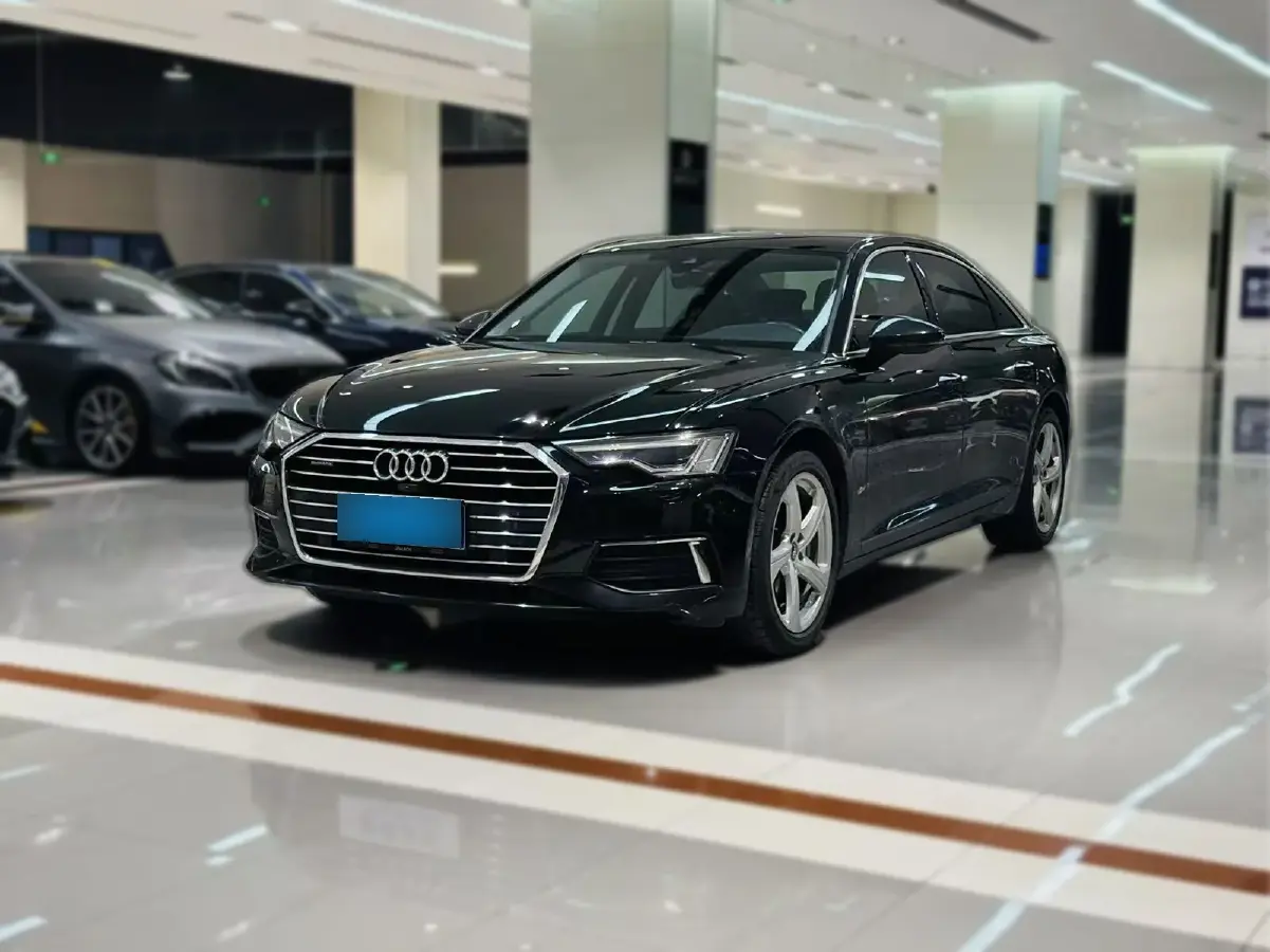 2021 Audi A6L 2.0T 224HP L4 7DCT