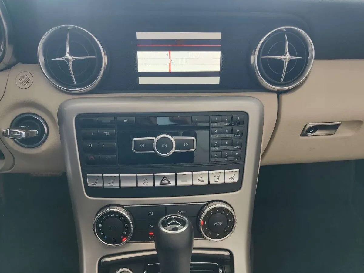 2011 Mercedes-Benz SLK Class 1.8T 184HP L4 7AT,autocango,china used car exporter,china ev exporter,chinese used car exporter,chinese used ev exporter