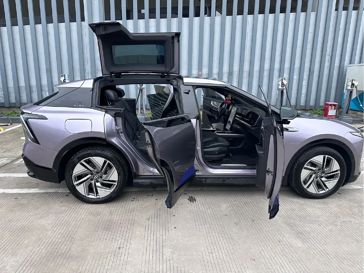2023 HiPhi Y BEV 76.6KWH,autocango,china used car exporter,china ev exporter,chinese used car exporter,chinese used ev exporter