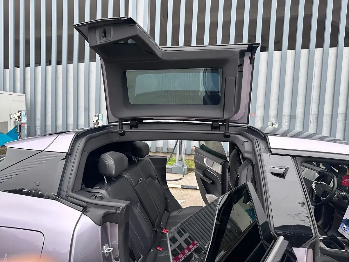 2023 HiPhi Y BEV 76.6KWH,autocango,china used car exporter,china ev exporter,chinese used car exporter,chinese used ev exporter