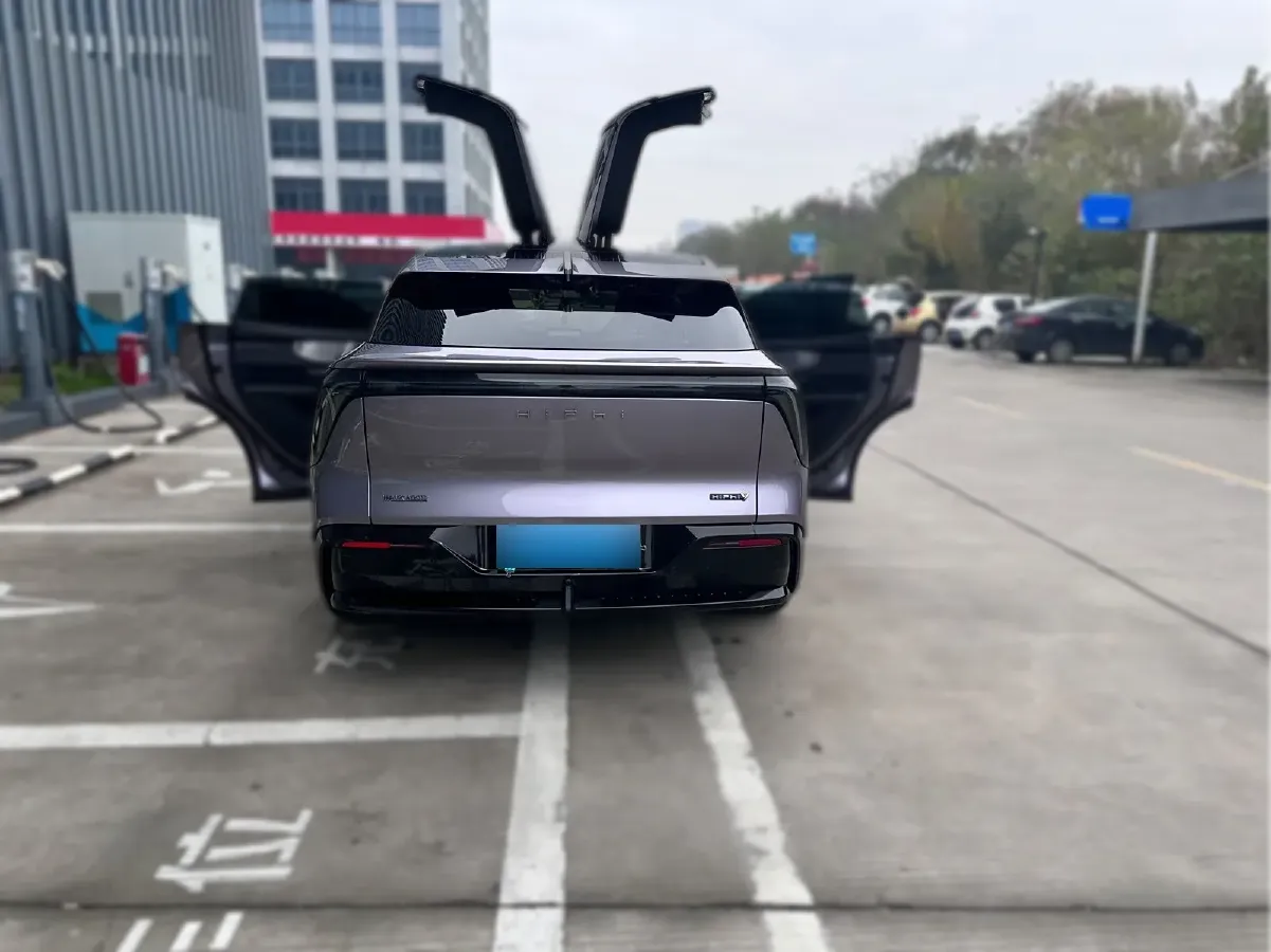 2023 HiPhi Y BEV 76.6KWH,autocango,china used car exporter,china ev exporter,chinese used car exporter,chinese used ev exporter