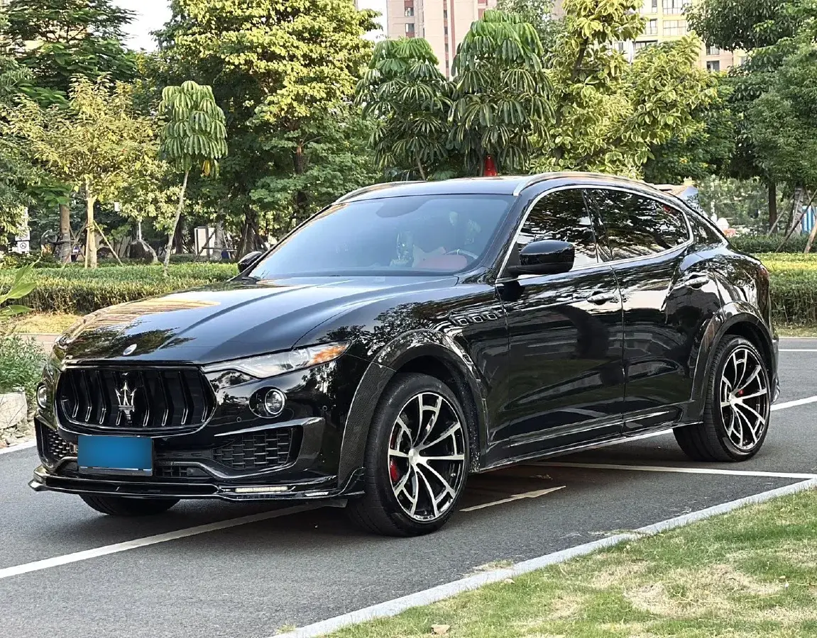 2018 Maserati Levante 3.0T 430HP V6 8AT
