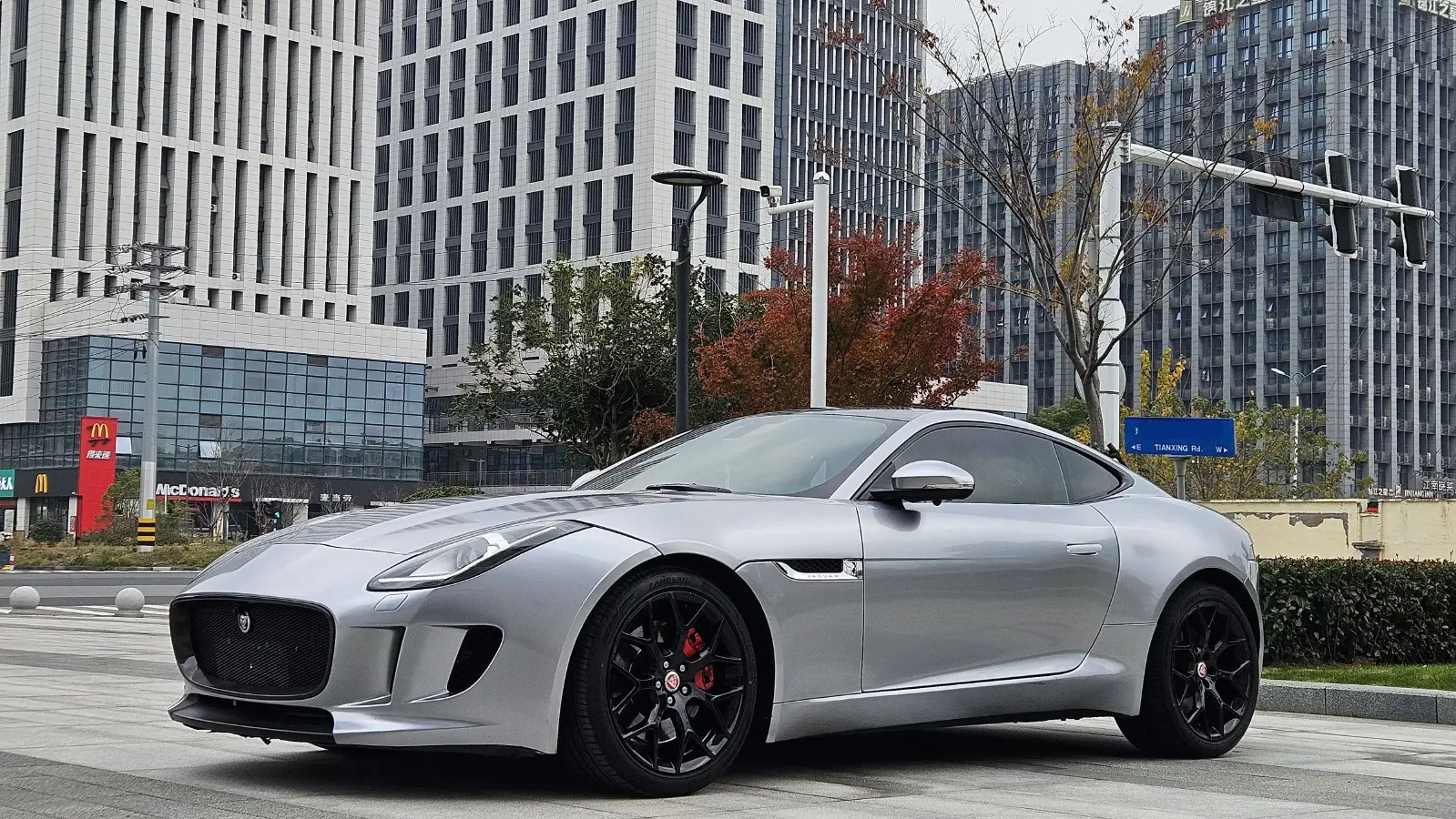 2016 Jaguar F-TYPE 3.0T 340HP V6 8AT