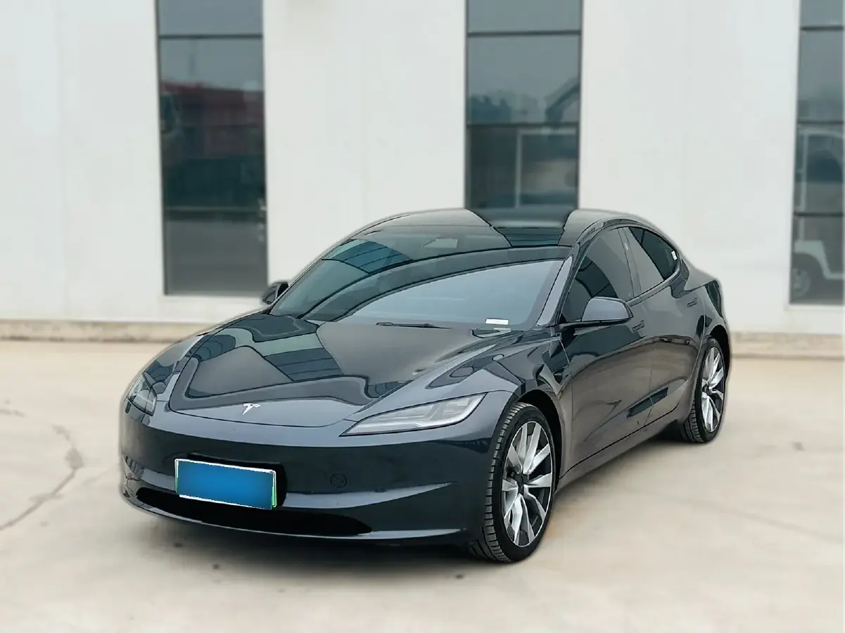 2023 Tesla Model 3 BEV 60KWH