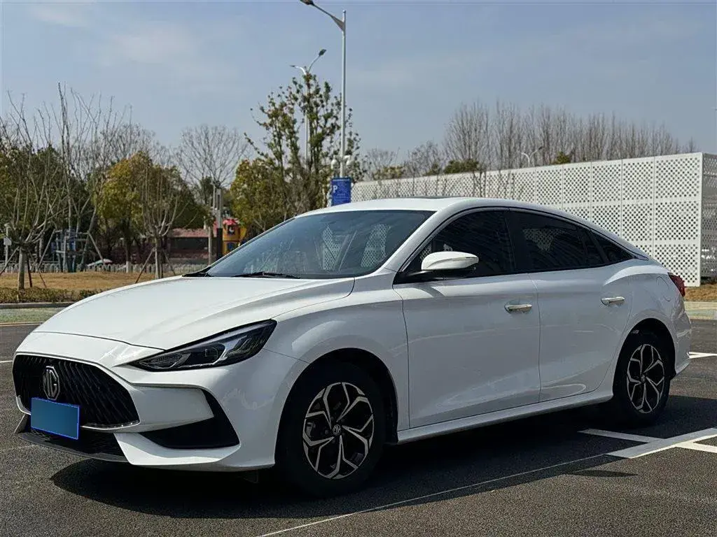 2021 MG 5 1.5L 120HP L4 CVT