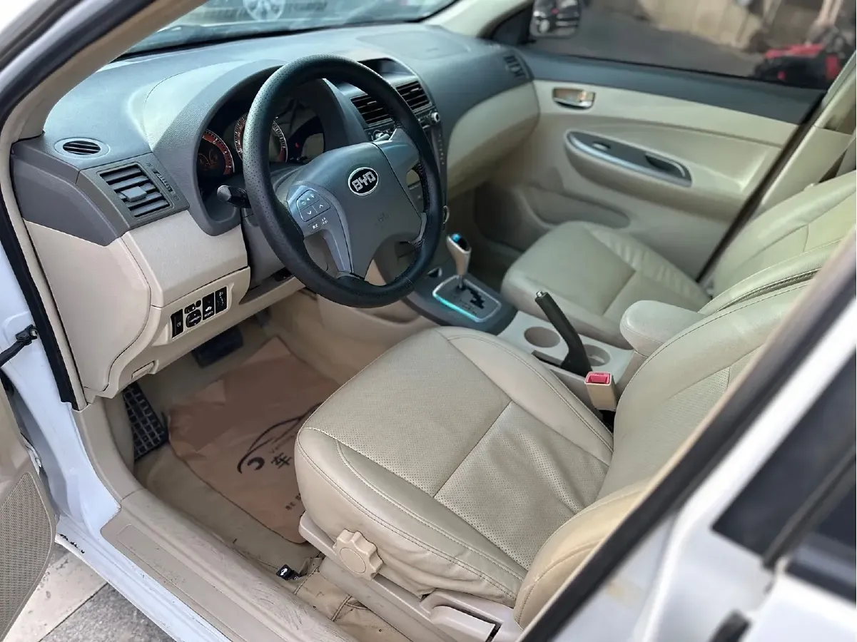 2013 BYD L3 1.5L 109HP L4 6DCT,autocango,china used car exporter,china ev exporter,chinese used car exporter,chinese used ev exporter