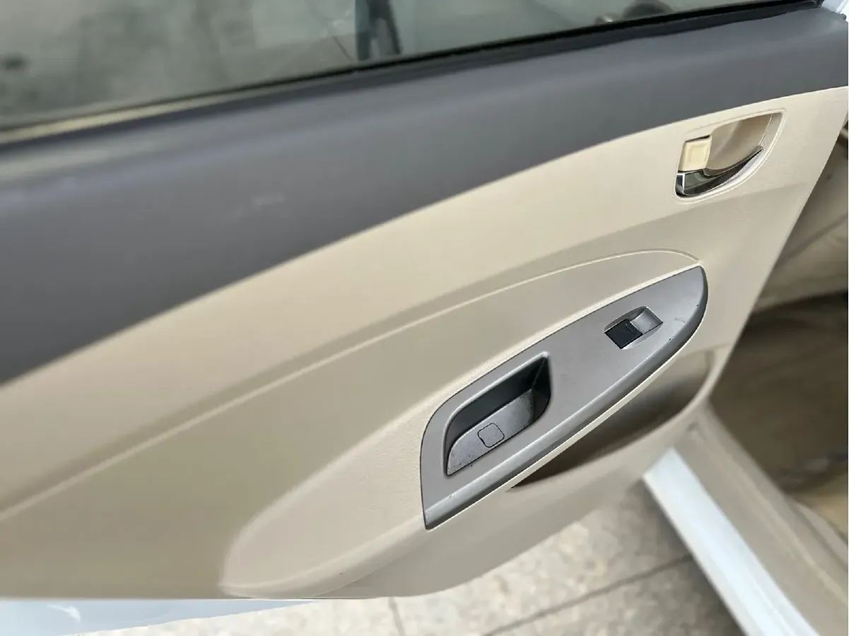 2013 BYD L3 1.5L 109HP L4 6DCT,autocango,china used car exporter,china ev exporter,chinese used car exporter,chinese used ev exporter