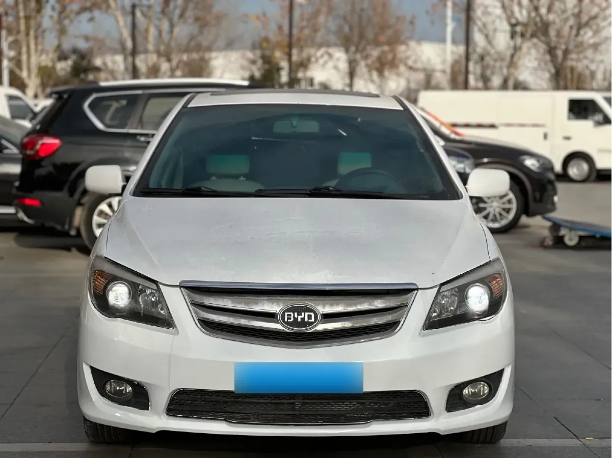 2013 BYD L3 1.5L 109HP L4 6DCT,autocango,china used car exporter,china ev exporter,chinese used car exporter,chinese used ev exporter