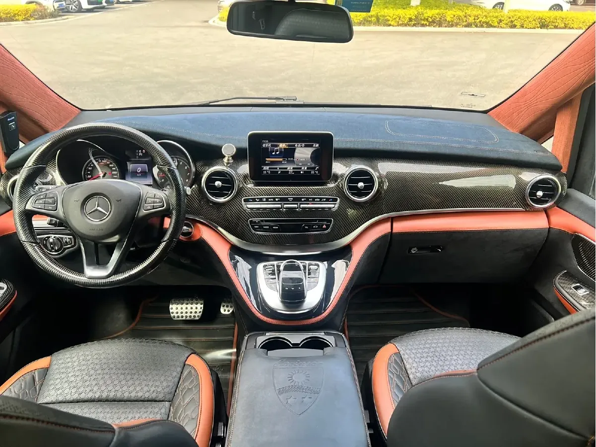 2017 Lorinser VS Series 2.0T 211HP L4 7AT,autocango,china used car exporter,china ev exporter,chinese used car exporter,chinese used ev exporter