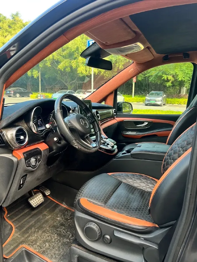 2017 Lorinser VS Series 2.0T 211HP L4 7AT,autocango,china used car exporter,china ev exporter,chinese used car exporter,chinese used ev exporter