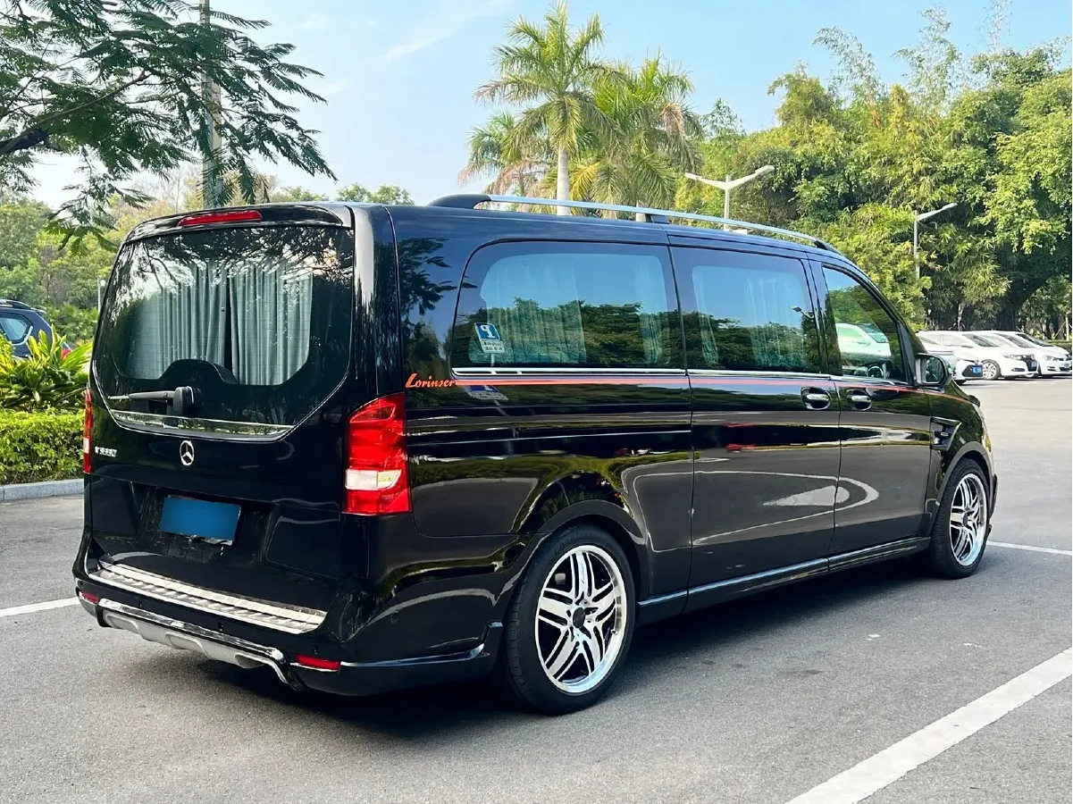 2017 Lorinser VS Series 2.0T 211HP L4 7AT,autocango,china used car exporter,china ev exporter,chinese used car exporter,chinese used ev exporter