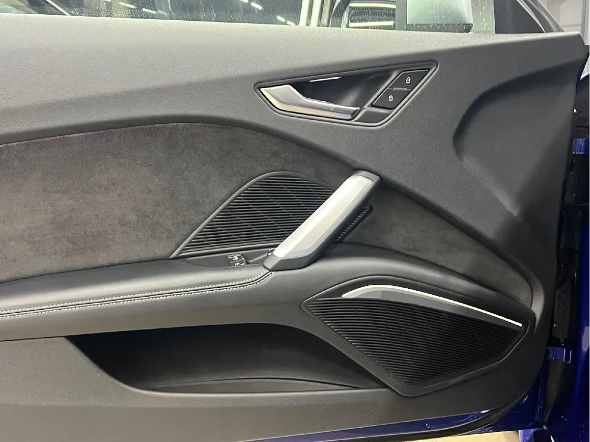 2017 Audi TTS 2.0T 286HP L4 6DCT,autocango,china used car exporter,china ev exporter,chinese used car exporter,chinese used ev exporter