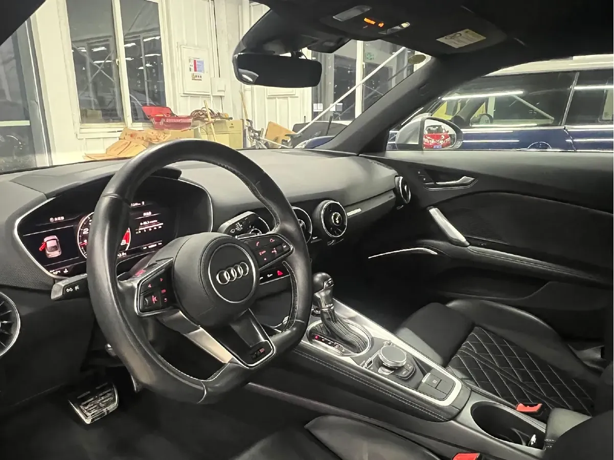 2017 Audi TTS 2.0T 286HP L4 6DCT,autocango,china used car exporter,china ev exporter,chinese used car exporter,chinese used ev exporter