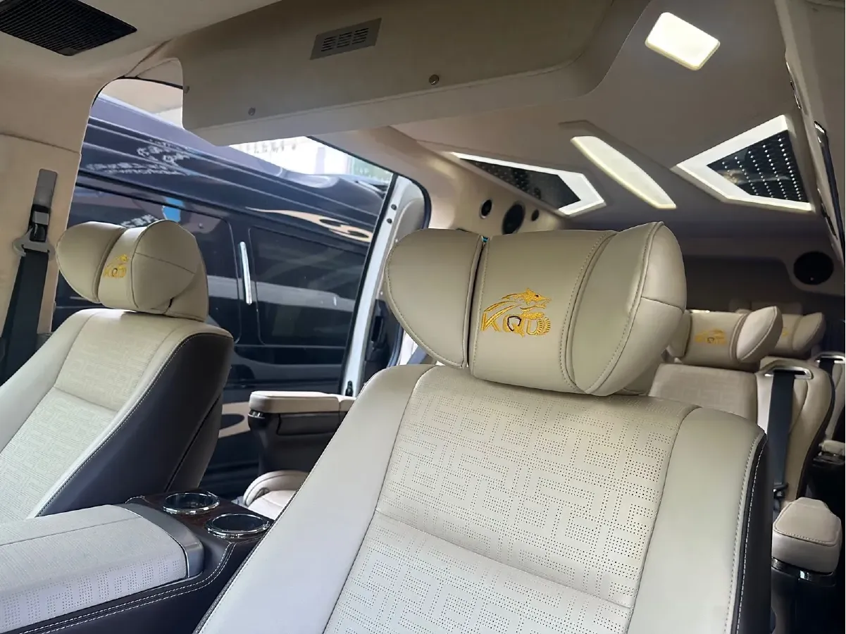 2021 Hyundai Staria 3.5L 272HP V6 8AT,autocango,china used car exporter,china ev exporter,chinese used car exporter,chinese used ev exporter