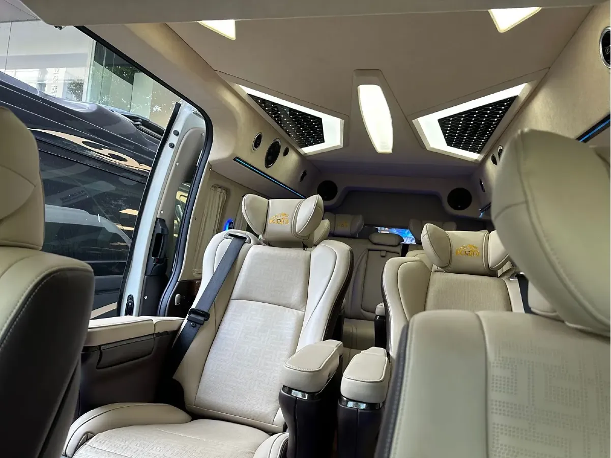 2021 Hyundai Staria 3.5L 272HP V6 8AT,autocango,china used car exporter,china ev exporter,chinese used car exporter,chinese used ev exporter