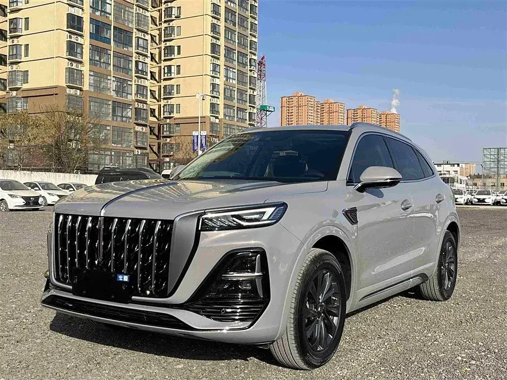 2023 HongQi HS5 2.0T 252HP L4 8AT
