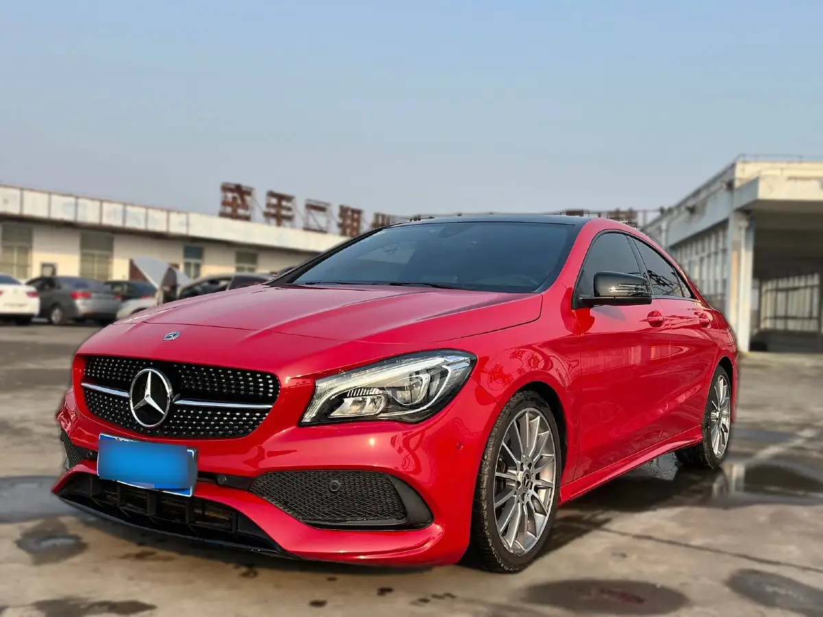 2018 Mercedes-Benz CLA Class 2.0T 184HP L4 7DCT