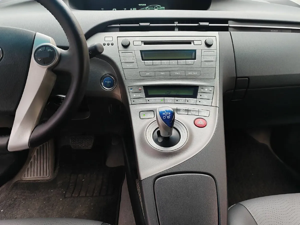 2012 Toyota Prius 1.8L 99HP L4 E-CVT Hybrid,autocango,china used car exporter,china ev exporter,chinese used car exporter,chinese used ev exporter