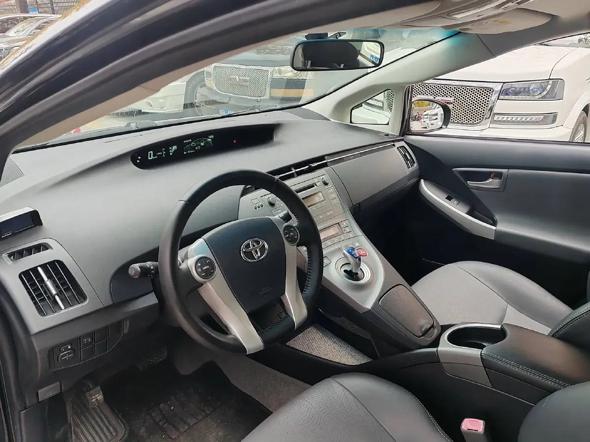 2012 Toyota Prius 1.8L 99HP L4 E-CVT Hybrid,autocango,china used car exporter,china ev exporter,chinese used car exporter,chinese used ev exporter