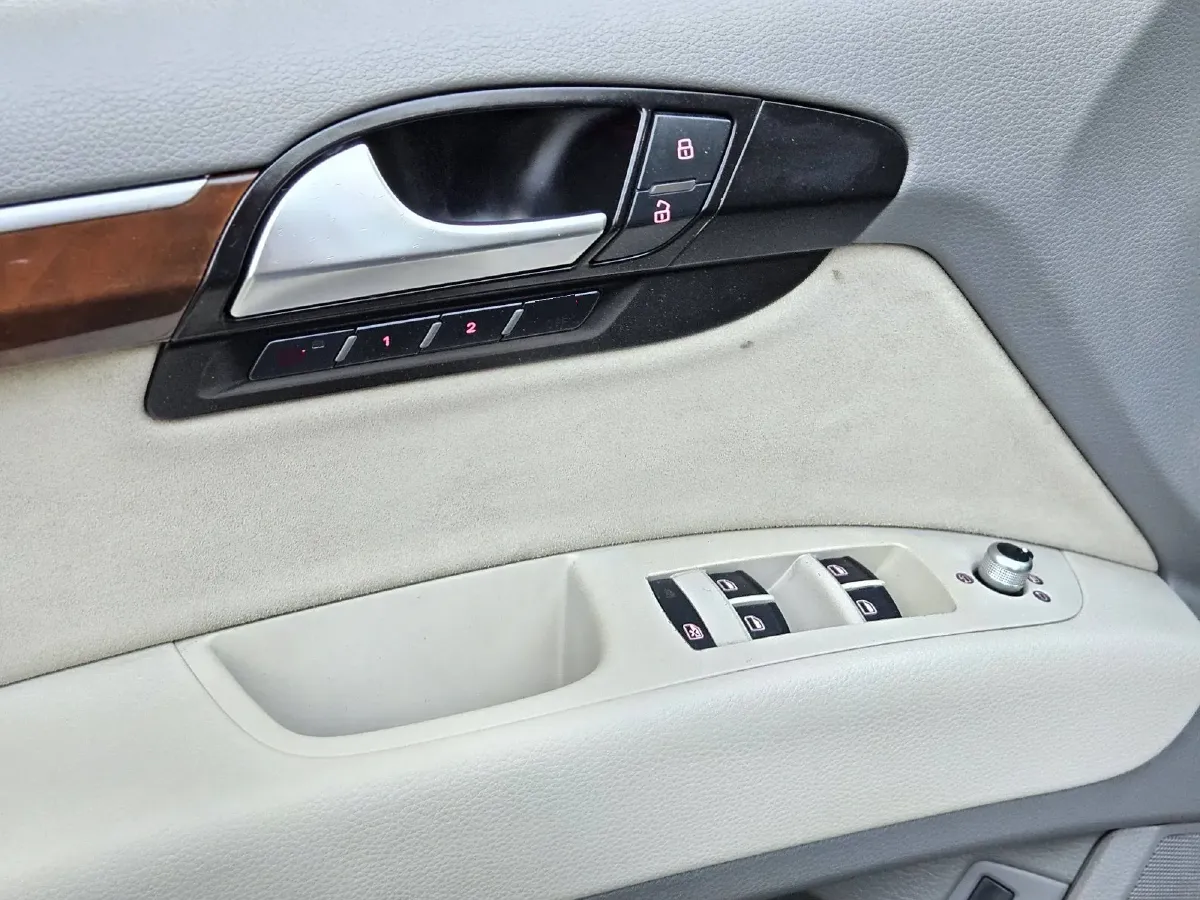 2011 Audi Q7 3.0T 272HP V6 8AT,autocango,china used car exporter,china ev exporter,chinese used car exporter,chinese used ev exporter