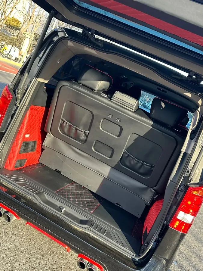 2023 Brabus V Class 2.0T 245HP L4 9AT,autocango,china used car exporter,china ev exporter,chinese used car exporter,chinese used ev exporter