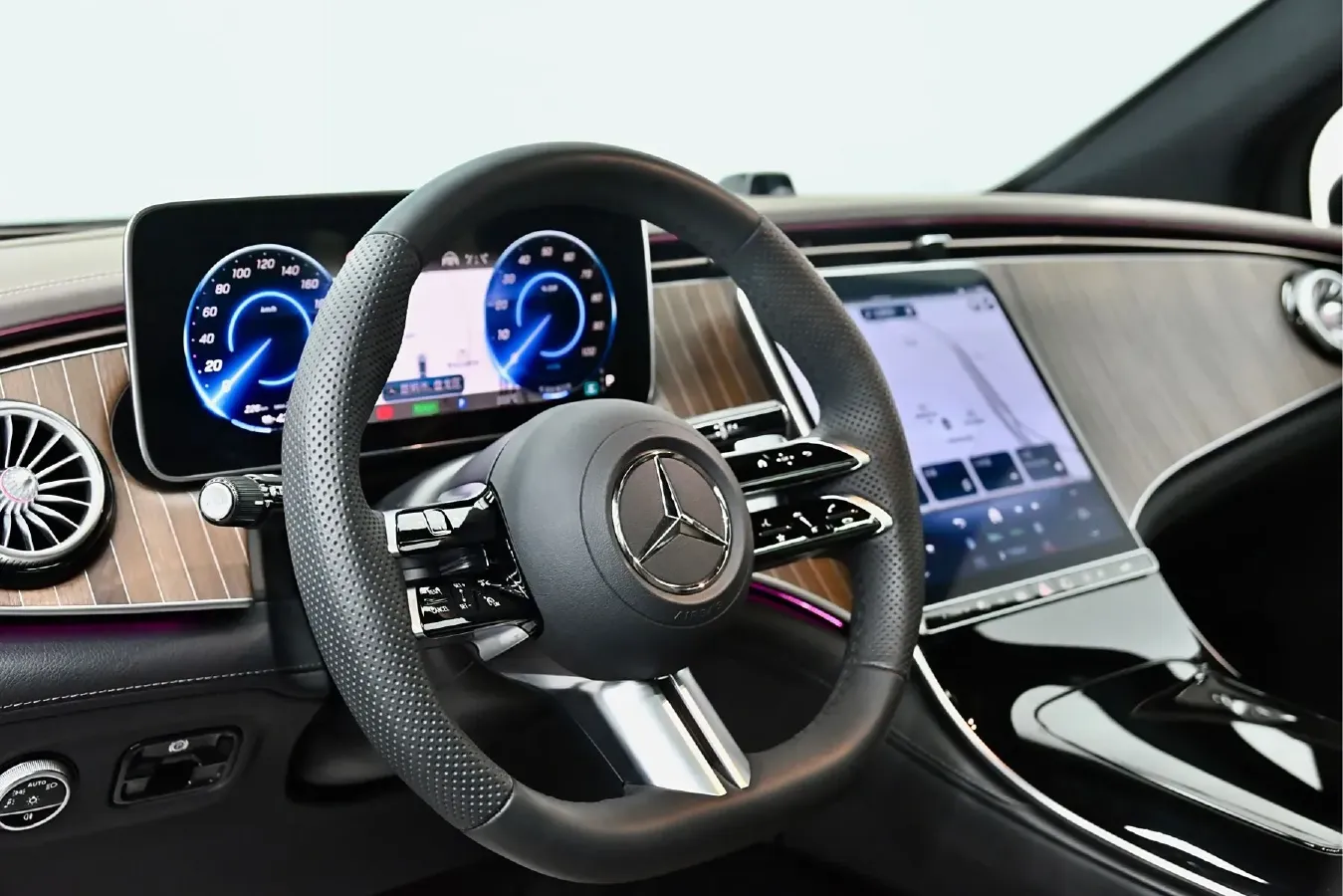 2024 Mercedes-Benz EQE SUV BEV 96.1KWH,autocango,china used car exporter,china ev exporter,chinese used car exporter,chinese used ev exporter