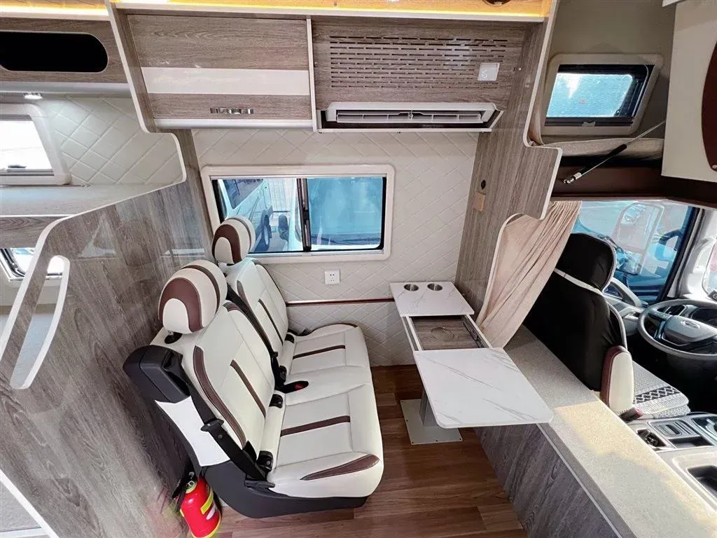 2021 MAXUS V80 RV 2.0T 139HP L4 6AMT,autocango,china used car exporter,china ev exporter,chinese used car exporter,chinese used ev exporter