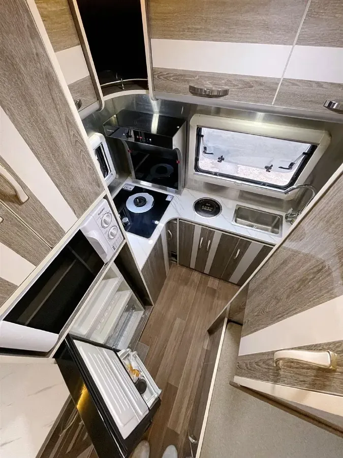 2021 MAXUS V80 RV 2.0T 139HP L4 6AMT,autocango,china used car exporter,china ev exporter,chinese used car exporter,chinese used ev exporter