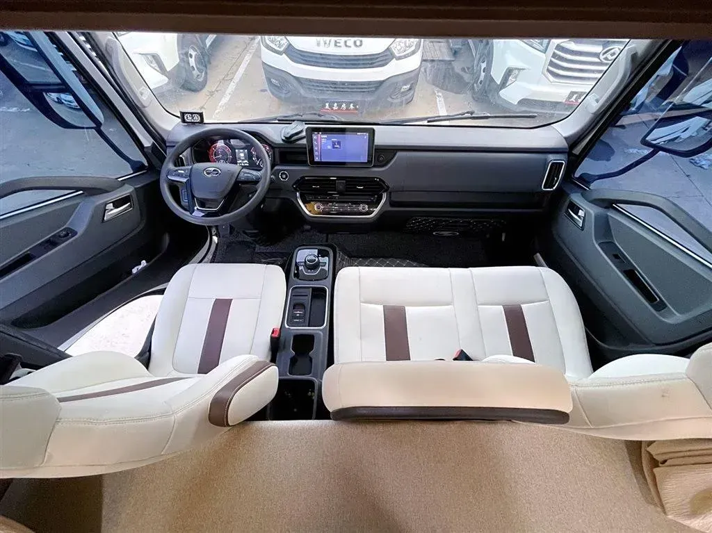 2021 MAXUS V80 RV 2.0T 139HP L4 6AMT,autocango,china used car exporter,china ev exporter,chinese used car exporter,chinese used ev exporter