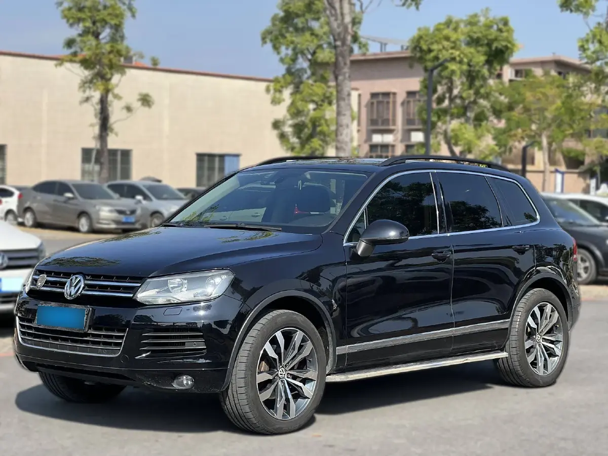 2015 Volkswagen Touareg 3.0T 245HP V6 8AT