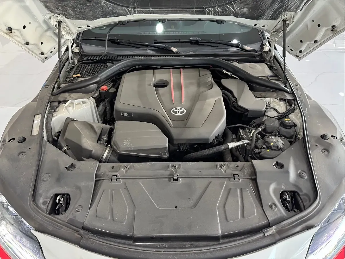 2021 Toyota Supra 2.0T 197HP L4 8AT,autocango,china used car exporter,china ev exporter,chinese used car exporter,chinese used ev exporter