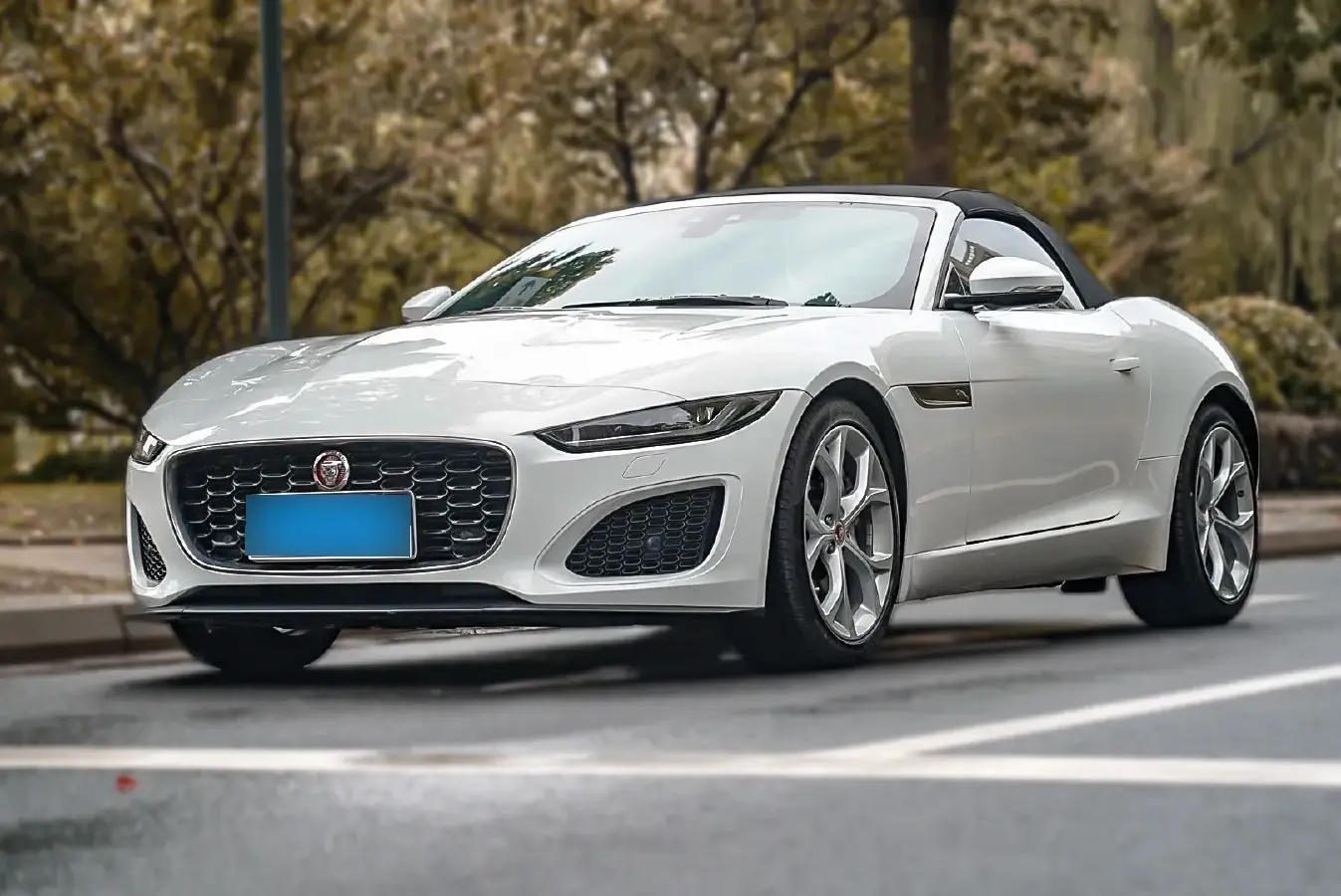 2020 Jaguar F-TYPE 2.0T 300HP L4 8AT